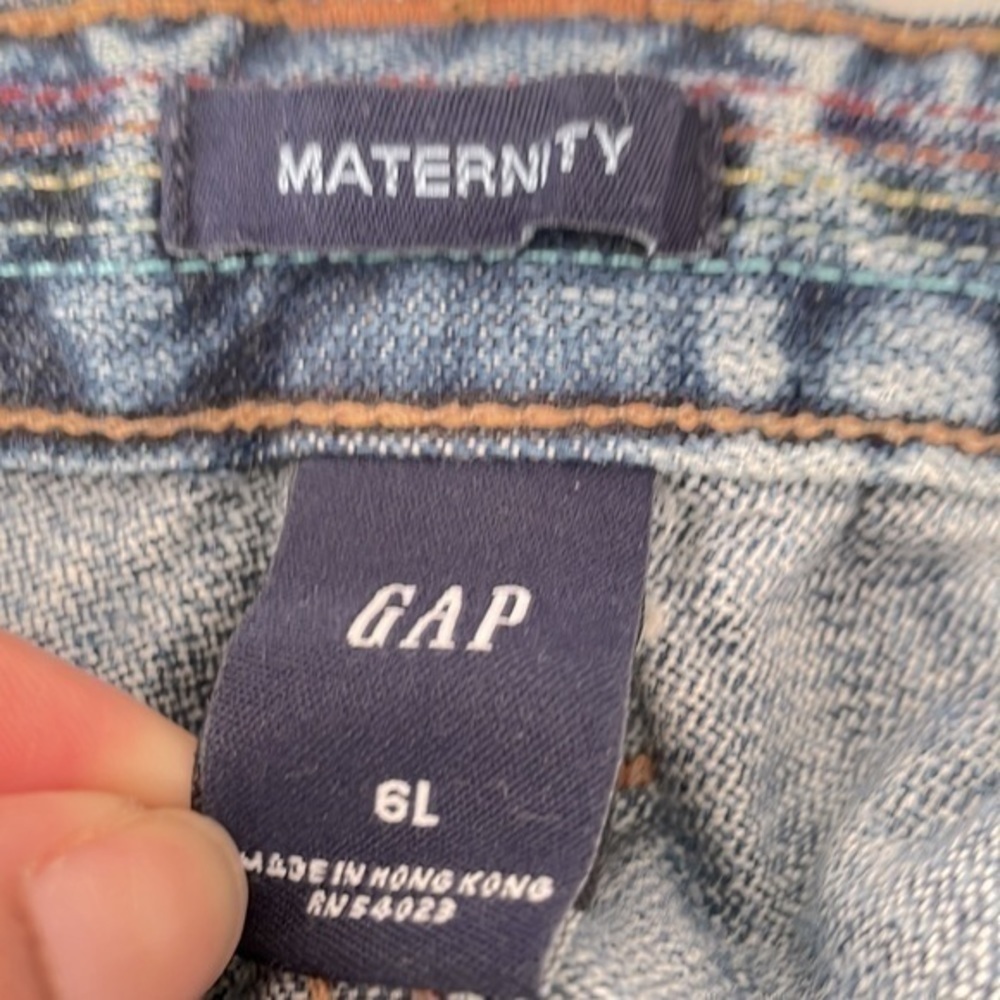 Gap Maternity Jeans - Picture 2 of 10